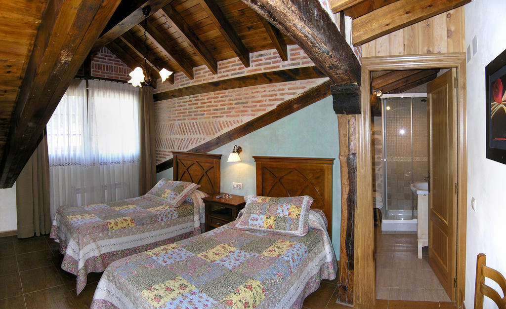Hotel Casa Paulino Corrales De Buelna Pokój zdjęcie